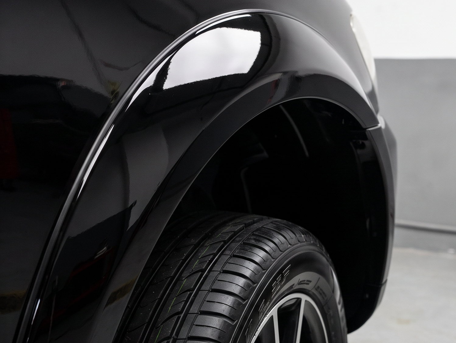 Car wheel arch after treatment